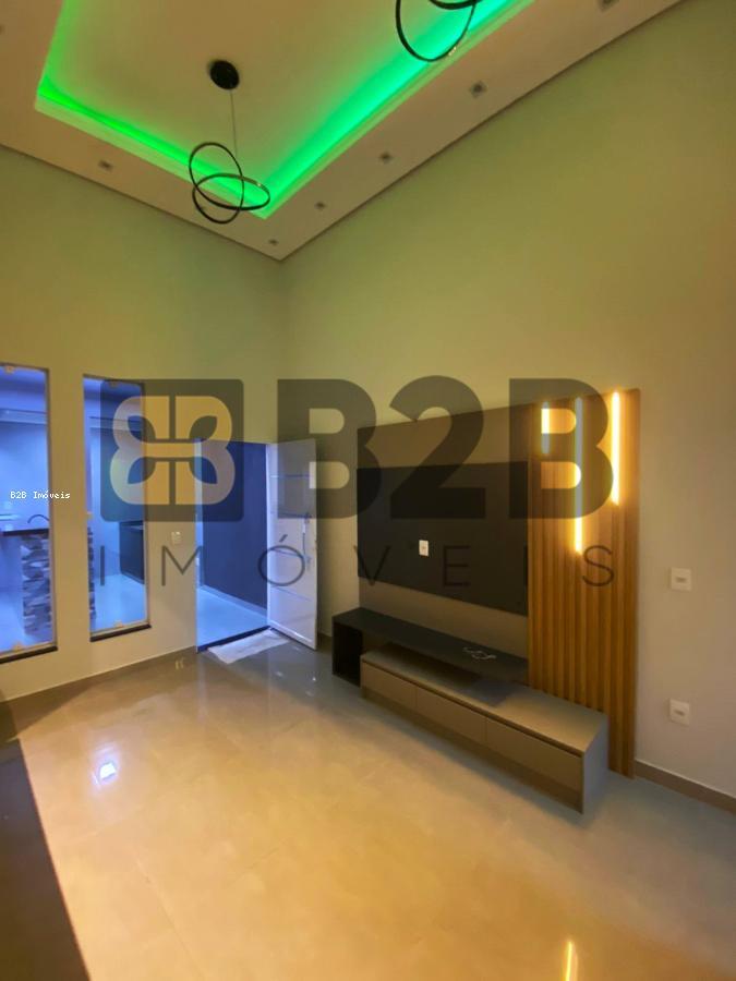 Casa à venda com 3 quartos, 181m² - Foto 10