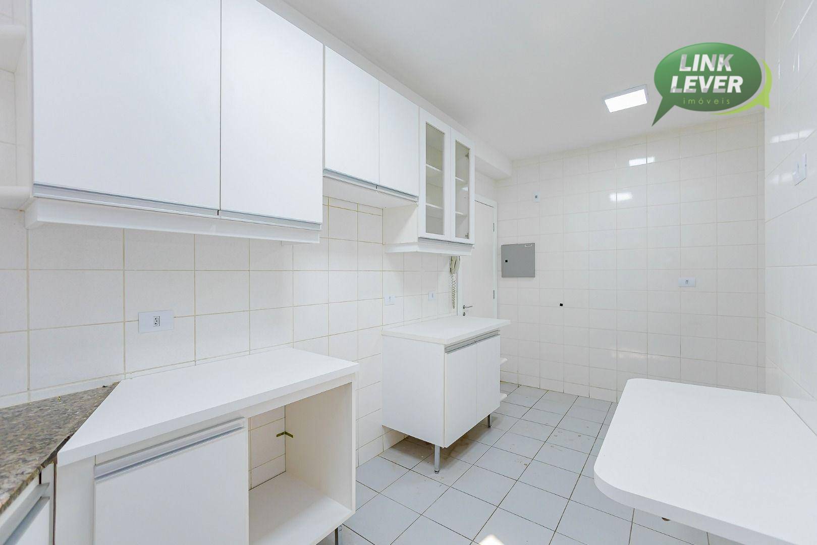 Apartamento à venda com 3 quartos, 99m² - Foto 32