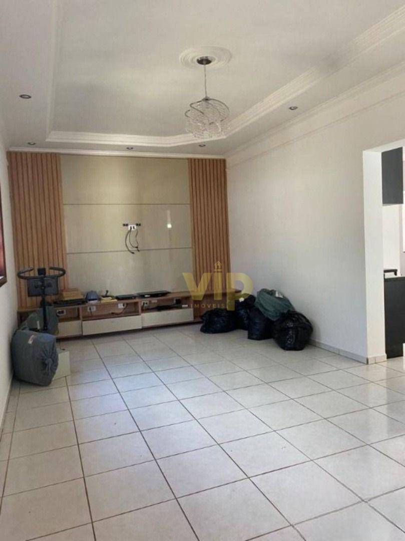 Casa à venda com 4 quartos, 280m² - Foto 2