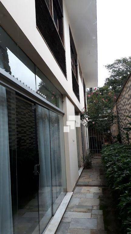Sobrado à venda com 5 quartos, 500m² - Foto 31
