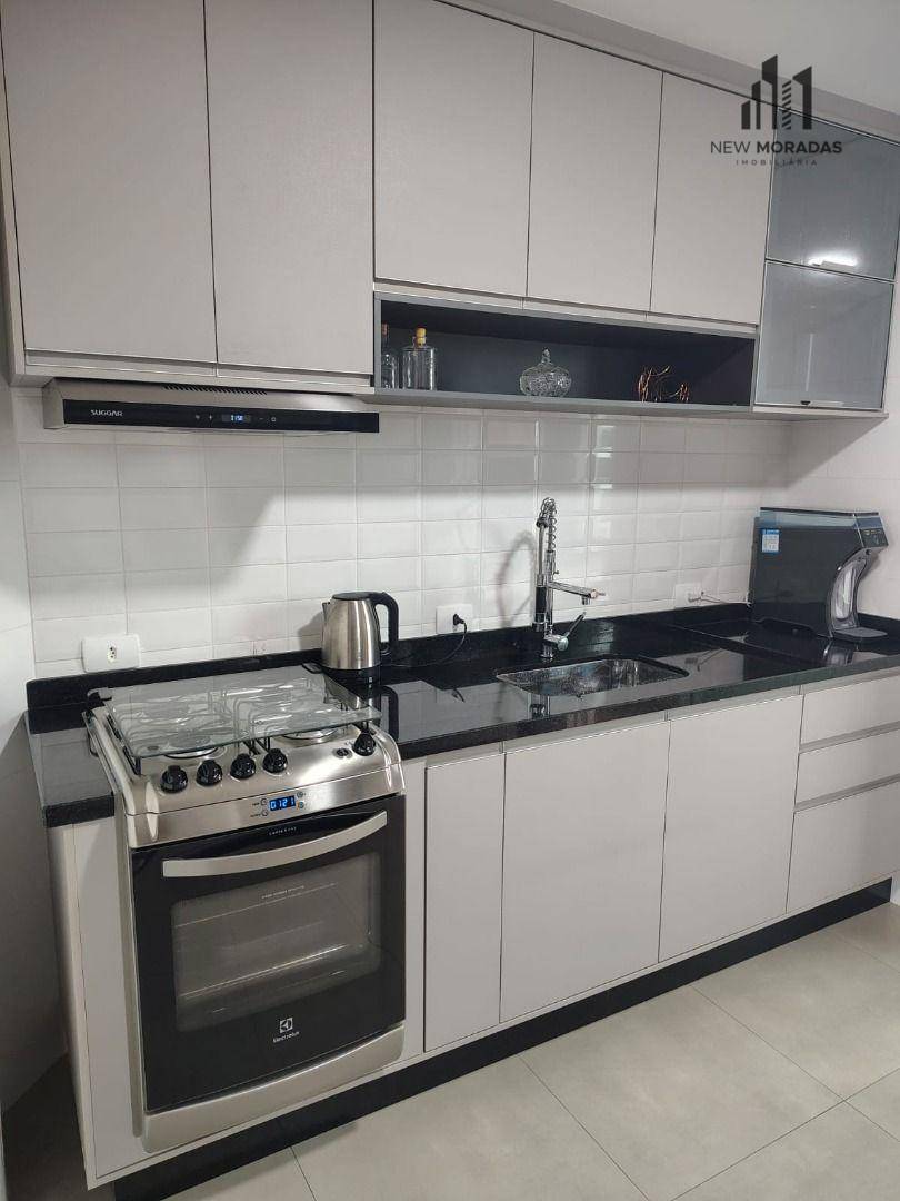 Apartamento à venda com 3 quartos, 80m² - Foto 4