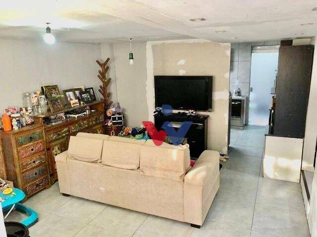 Sobrado à venda com 3 quartos, 320m² - Foto 2