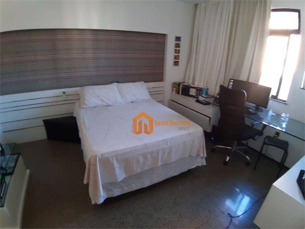 Apartamento à venda com 4 quartos, 275m² - Foto 15