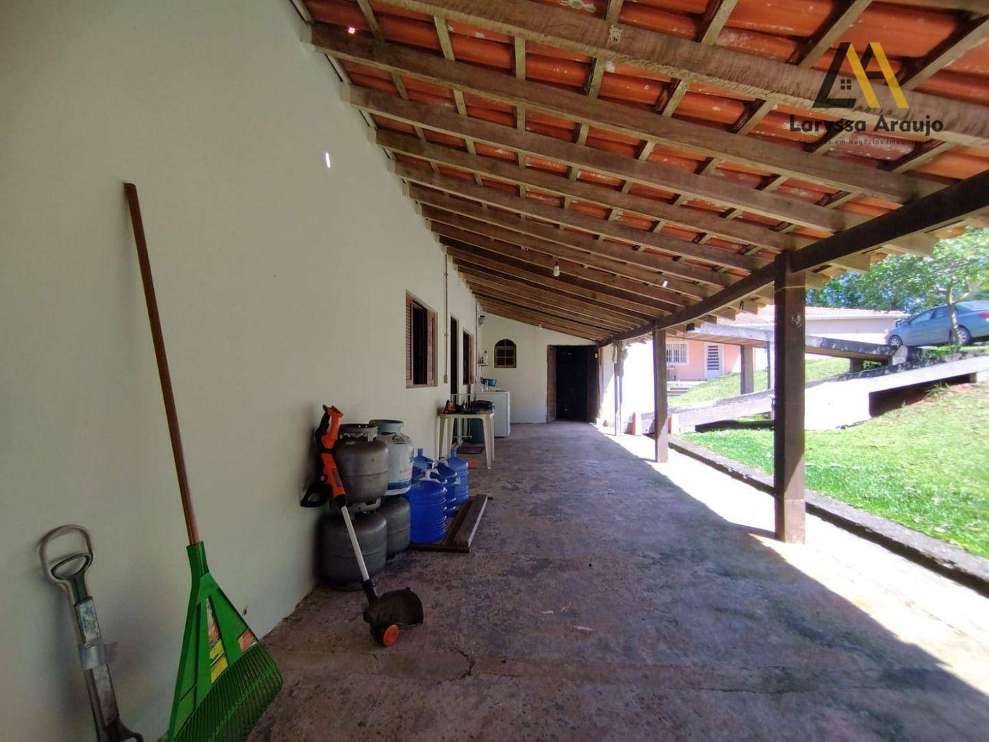 Chácara à venda com 5 quartos, 250m² - Foto 33