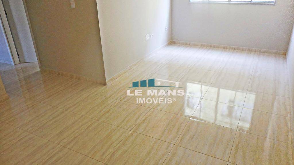 Apartamento à venda com 3 quartos, 70m² - Foto 6