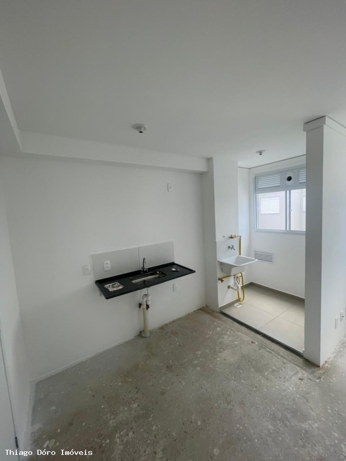 Apartamento à venda com 2 quartos, 37m² - Foto 7