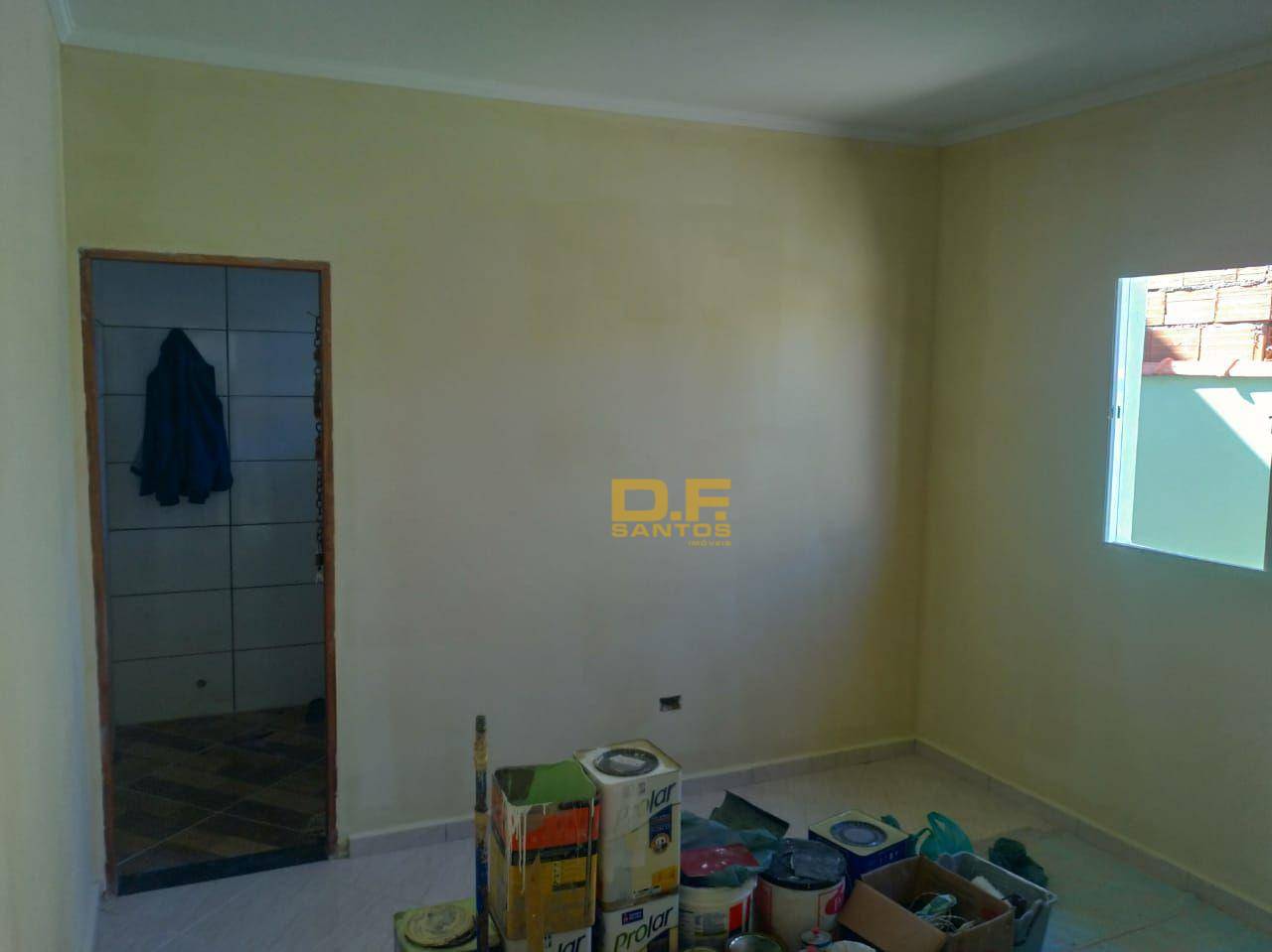 Casa à venda com 2 quartos, 1m² - Foto 8