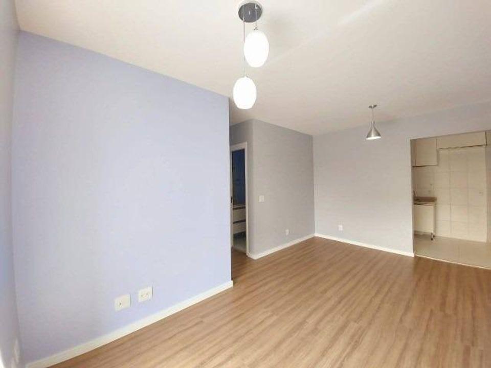 Apartamento à venda com 3 quartos, 71m² - Foto 2