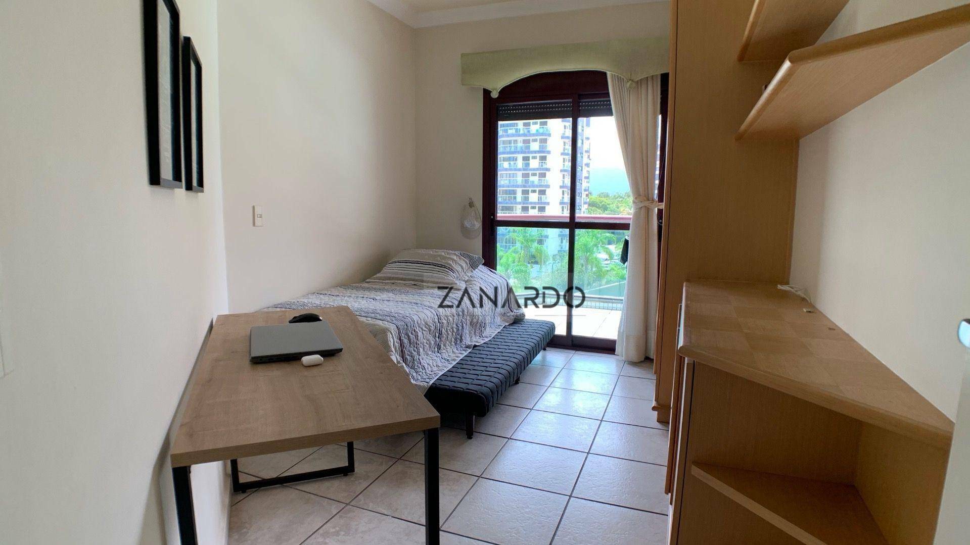 Apartamento à venda com 4 quartos, 195m² - Foto 13