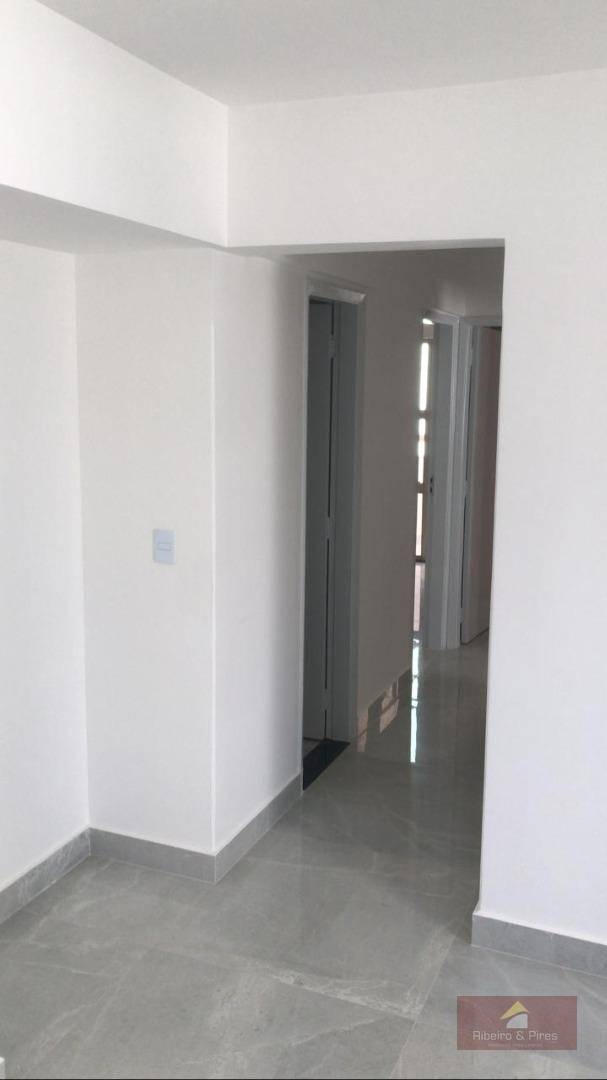 Apartamento à venda com 3 quartos, 93m² - Foto 4