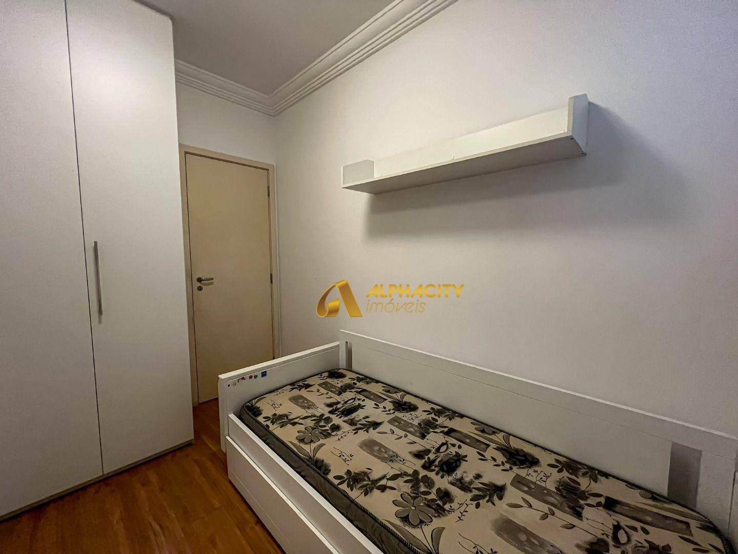 Apartamento à venda com 3 quartos, 105m² - Foto 8