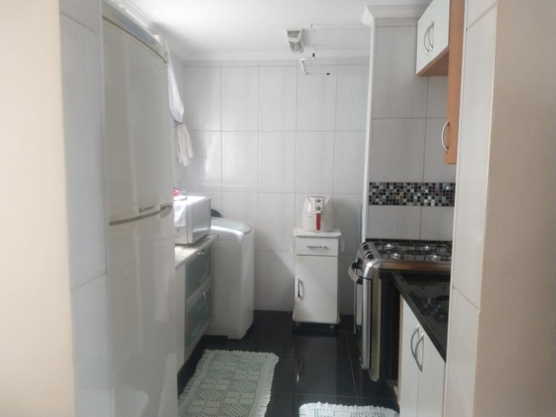 Apartamento à venda com 2 quartos, 46m² - Foto 3