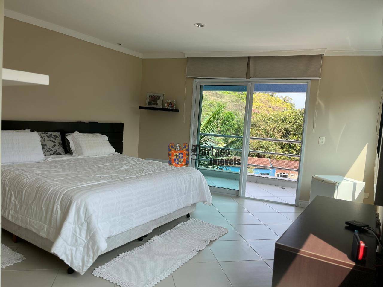 Sobrado à venda com 4 quartos, 306M2 - Foto 14