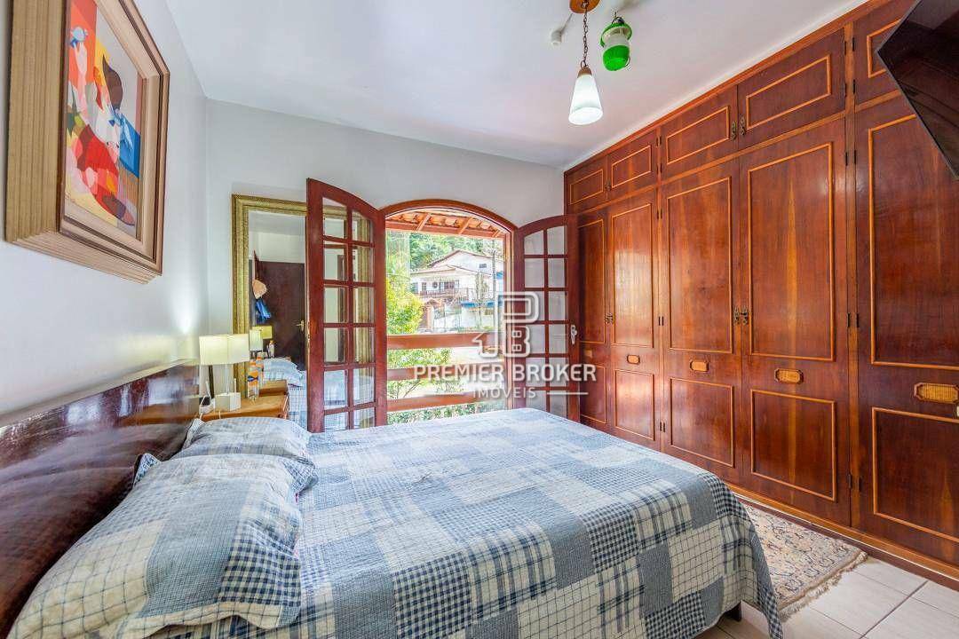 Casa à venda com 4 quartos, 174m² - Foto 8