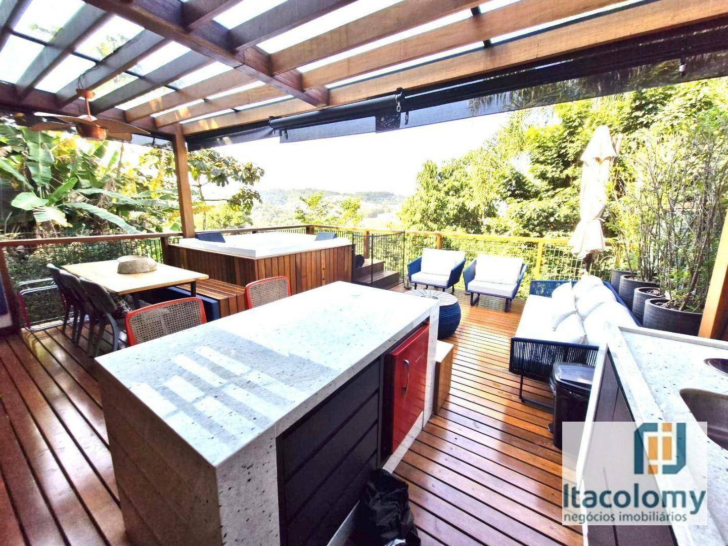 Casa de Condomínio à venda com 3 quartos, 180m² - Foto 2