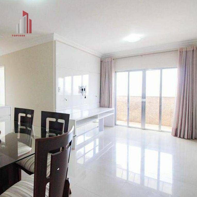 Apartamento à venda com 2 quartos, 69m² - Foto 1