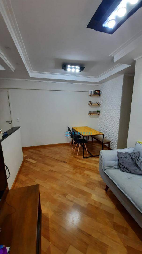 Apartamento à venda com 2 quartos, 65m² - Foto 6