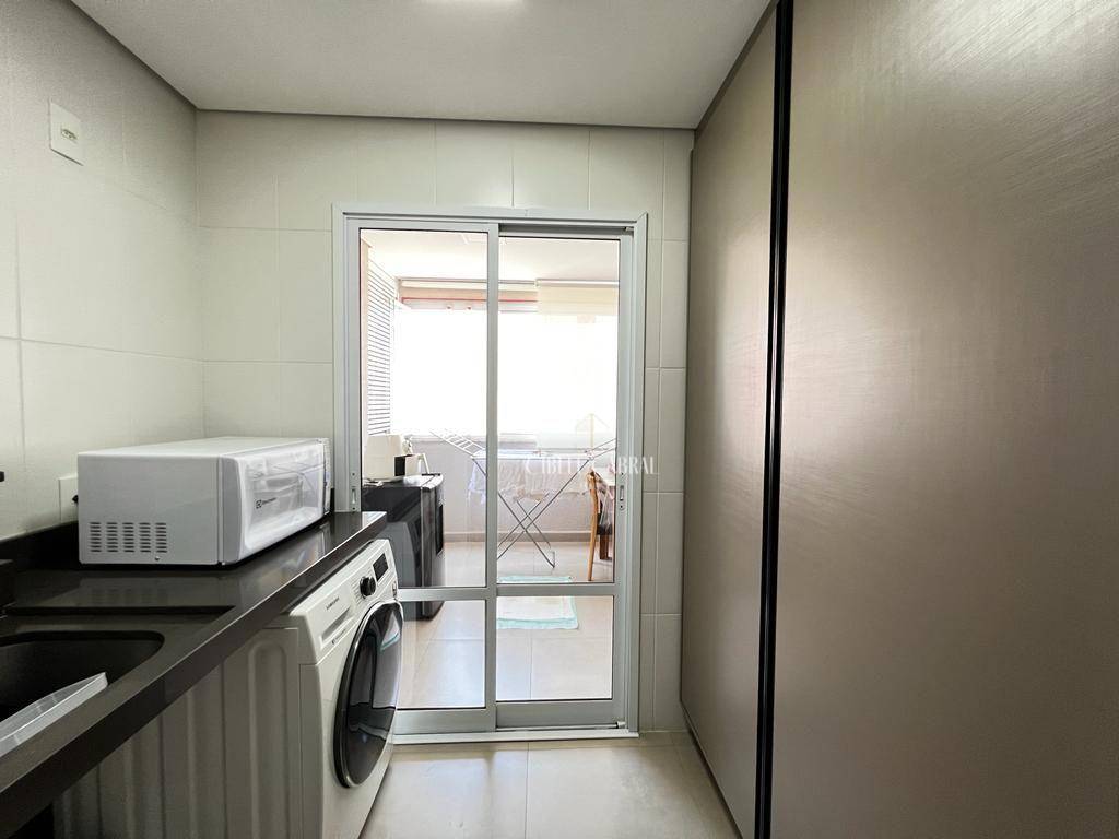 Apartamento à venda com 3 quartos, 107m² - Foto 4