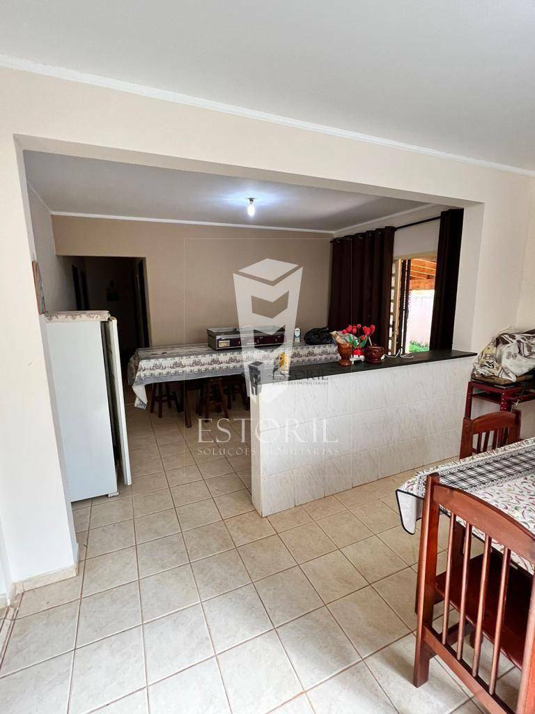 Casa à venda com 3 quartos, 300M2 - Foto 5