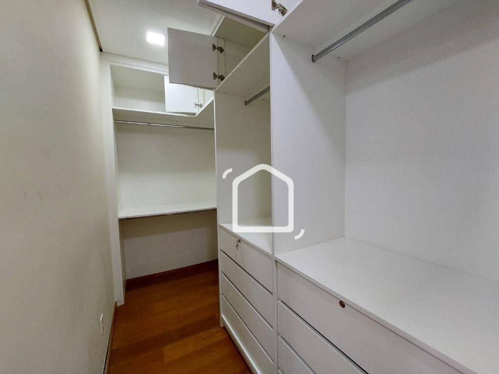 Casa de Condomínio à venda com 4 quartos, 420m² - Foto 45