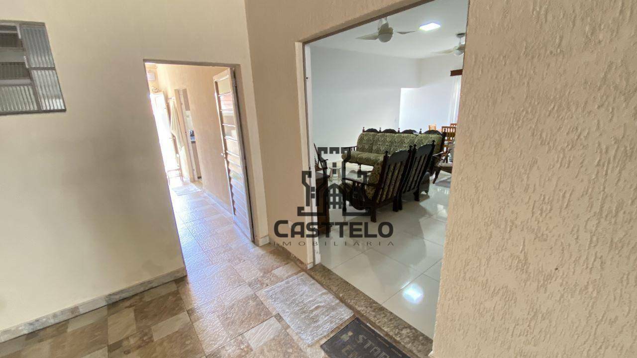 Casa à venda com 3 quartos, 194m² - Foto 6