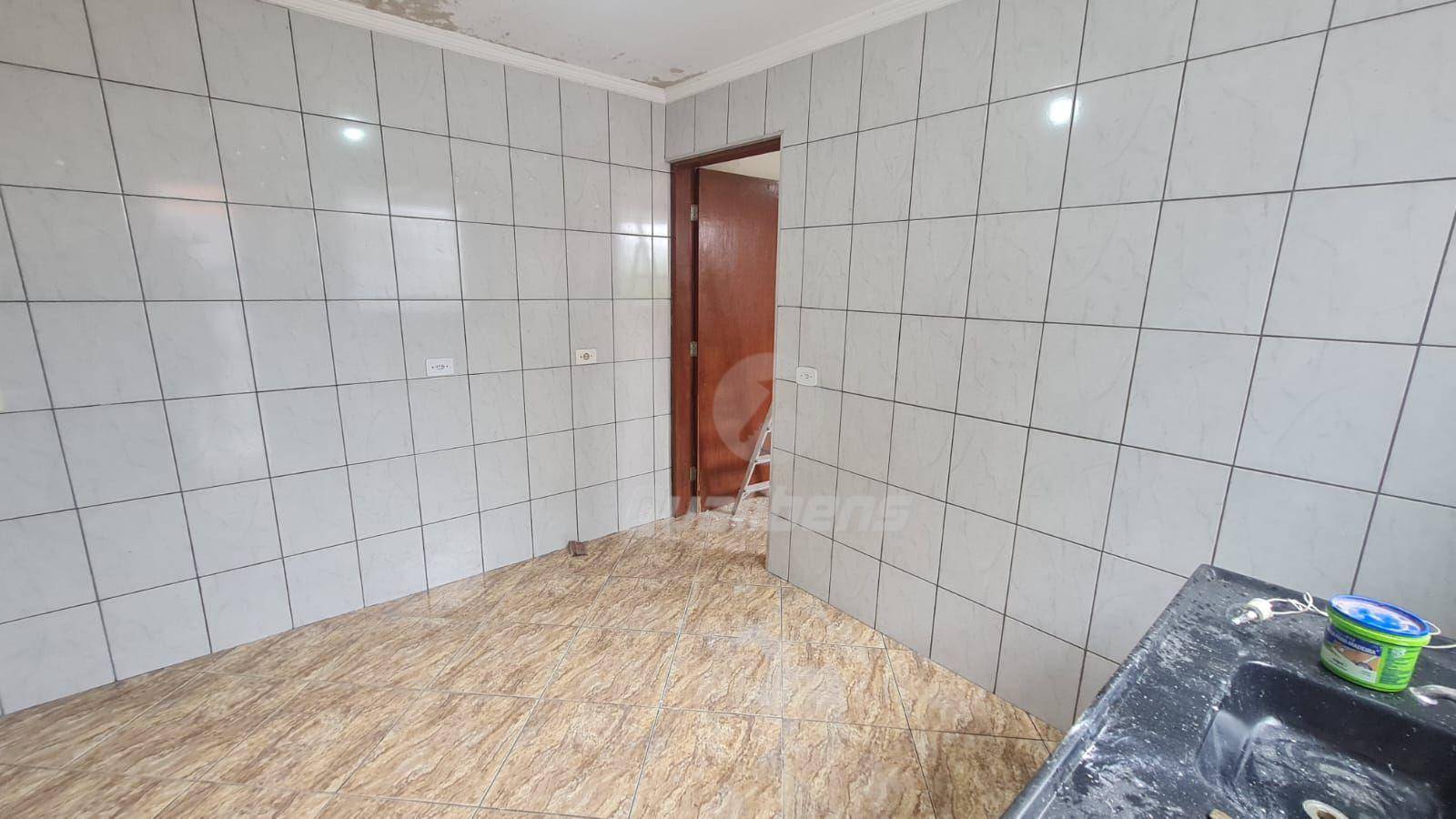 Casa à venda com 3 quartos, 180m² - Foto 3