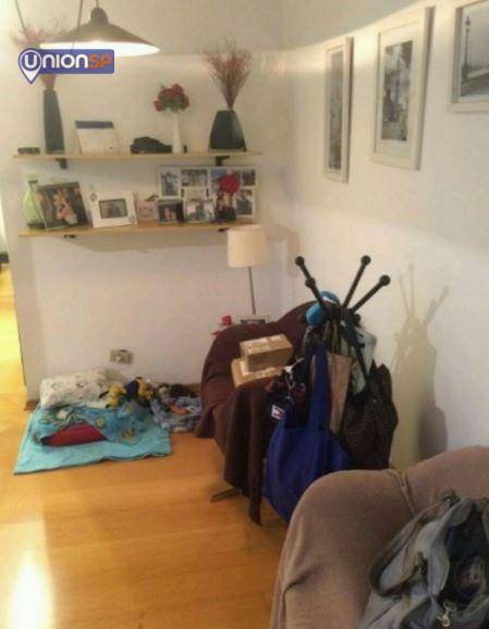 Apartamento à venda com 2 quartos, 75m² - Foto 2