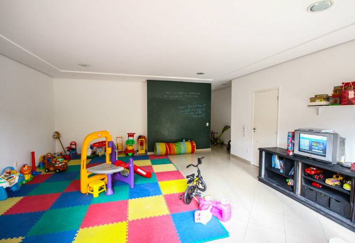 Apartamento à venda com 2 quartos, 70m² - Foto 14