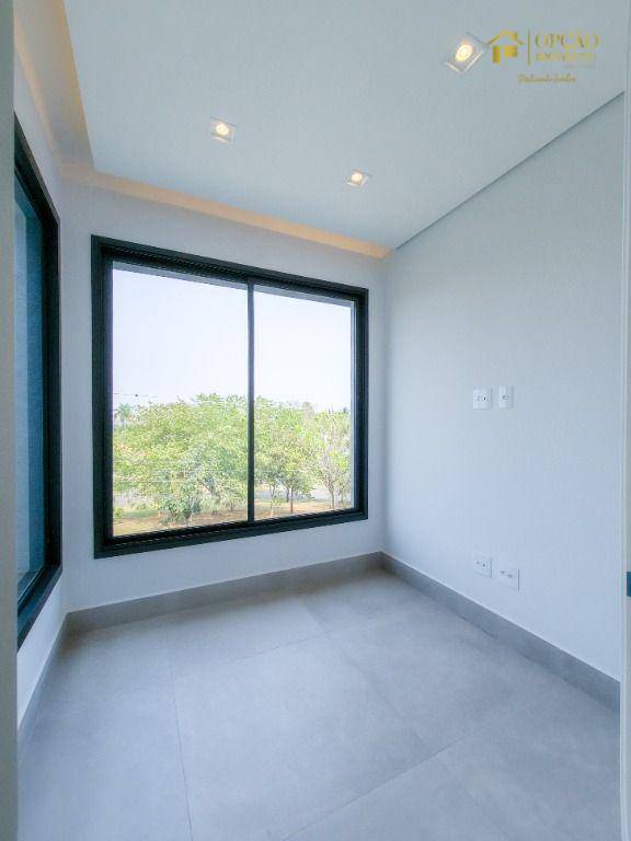 Casa de Condomínio à venda com 3 quartos, 307m² - Foto 4