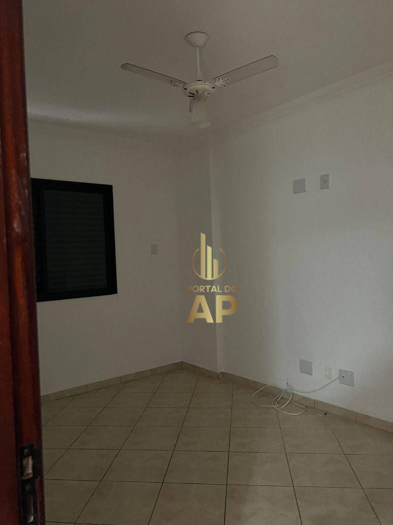 Apartamento para alugar com 3 quartos, 175m² - Foto 12