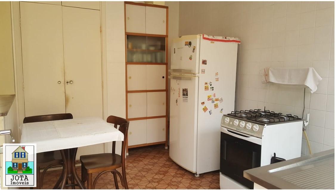 Casa à venda com 3 quartos, 250m² - Foto 32