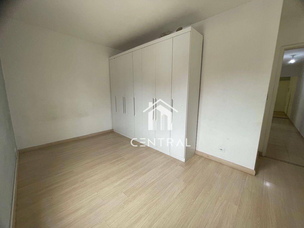 Apartamento para alugar com 2 quartos, 76m² - Foto 13