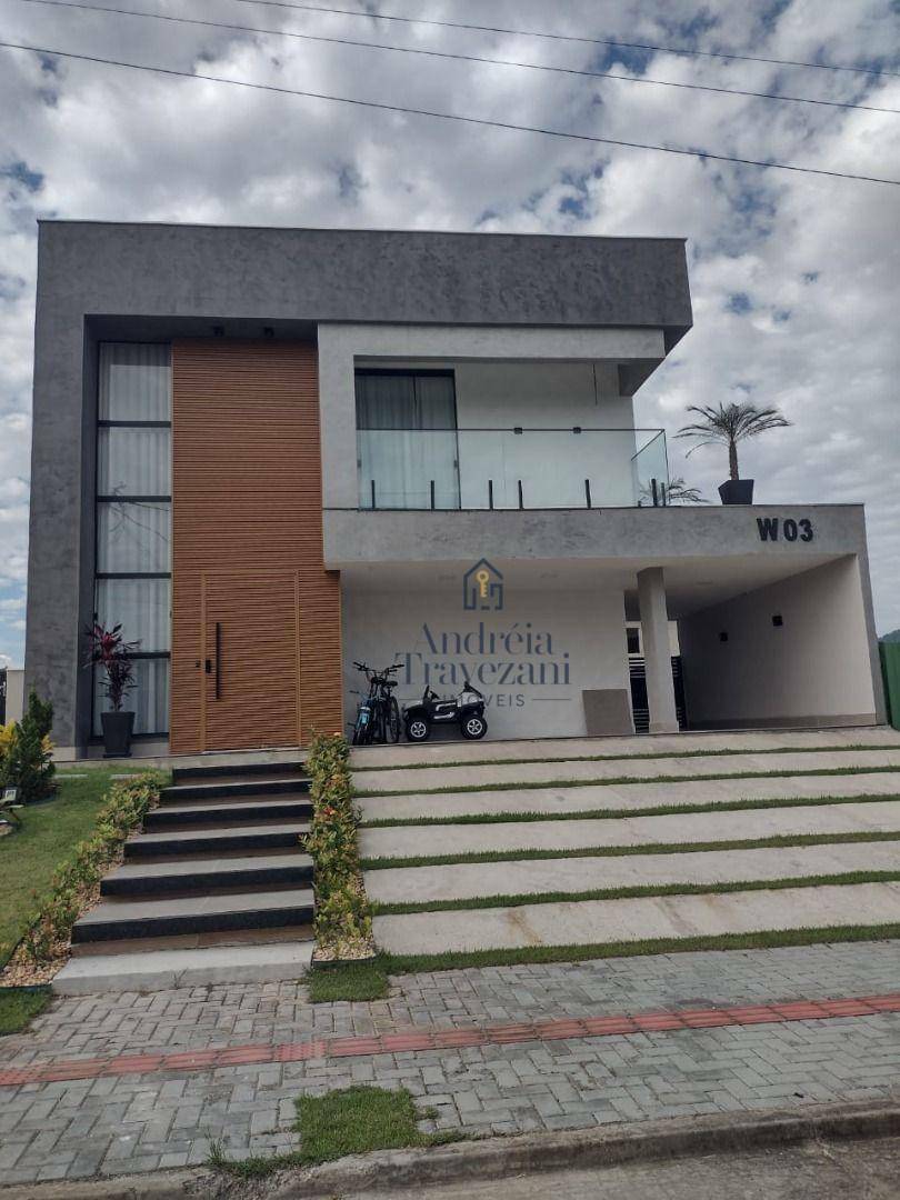 Casa de Condomínio à venda com 4 quartos, 223m² - Foto 2