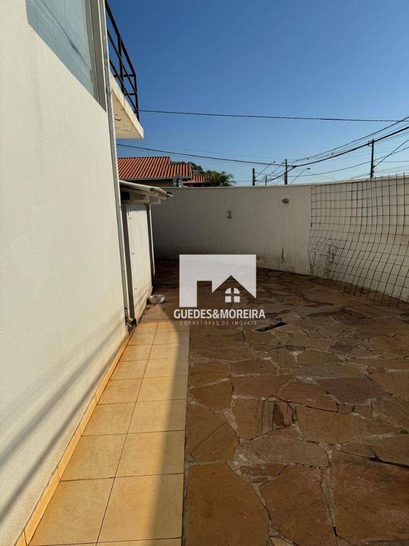 Casa de Condomínio à venda com 3 quartos, 212m² - Foto 19