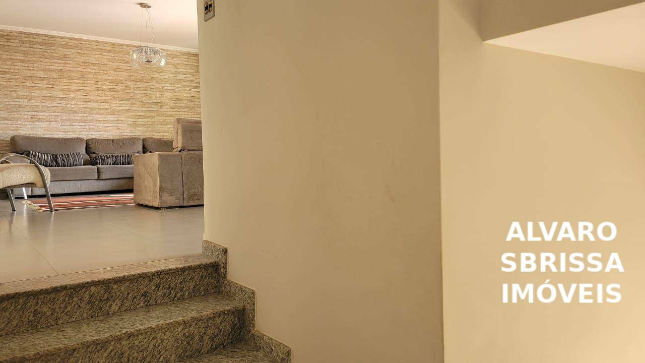 Casa à venda com 4 quartos, 291m² - Foto 10