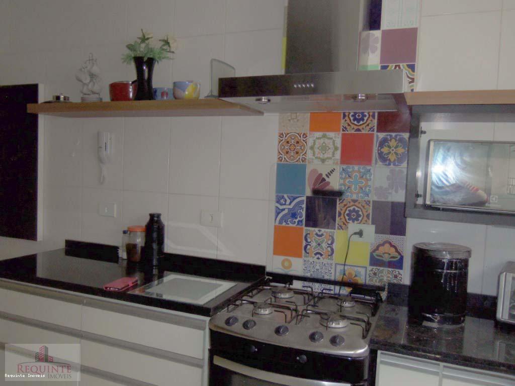 Apartamento para alugar com 2 quartos, 62m² - Foto 20