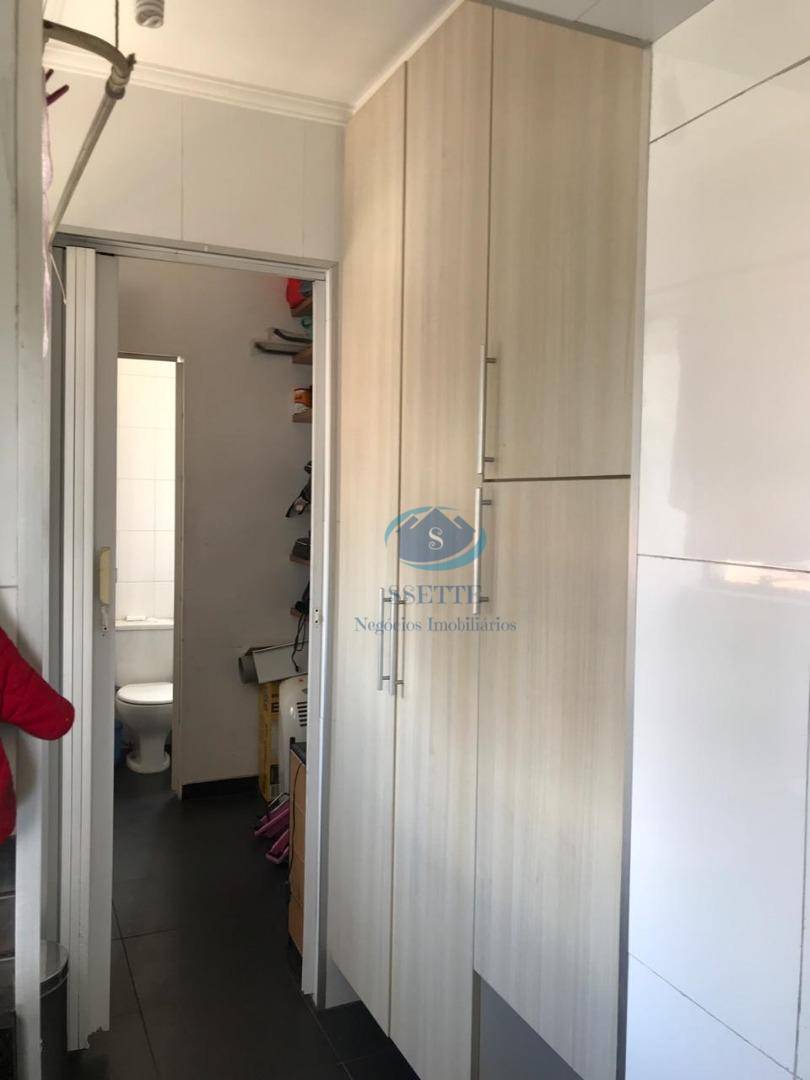 Apartamento à venda com 2 quartos, 69m² - Foto 2