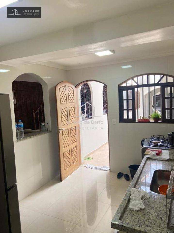 Casa à venda com 3 quartos, 161m² - Foto 8