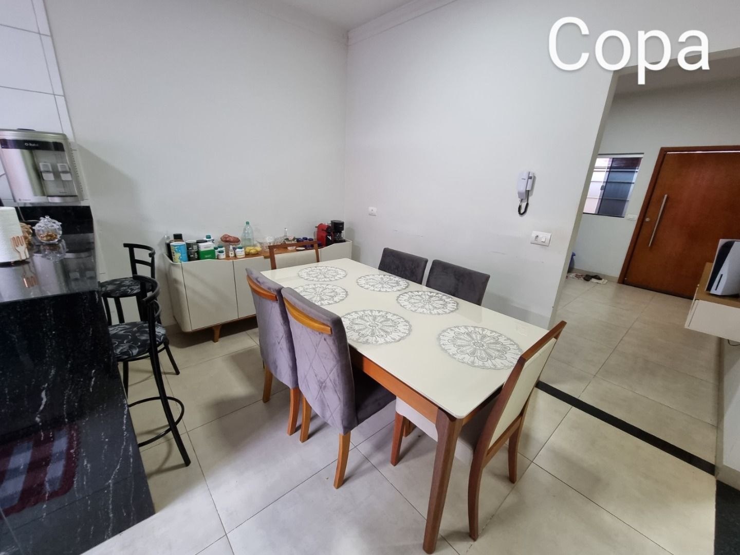 Casa à venda com 3 quartos, 116m² - Foto 1