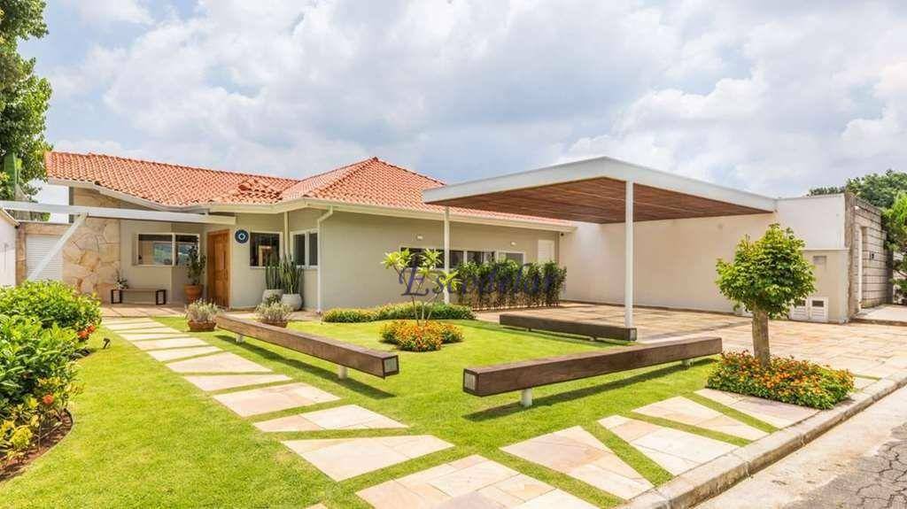 Casa à venda com 3 quartos, 370m² - Foto 3