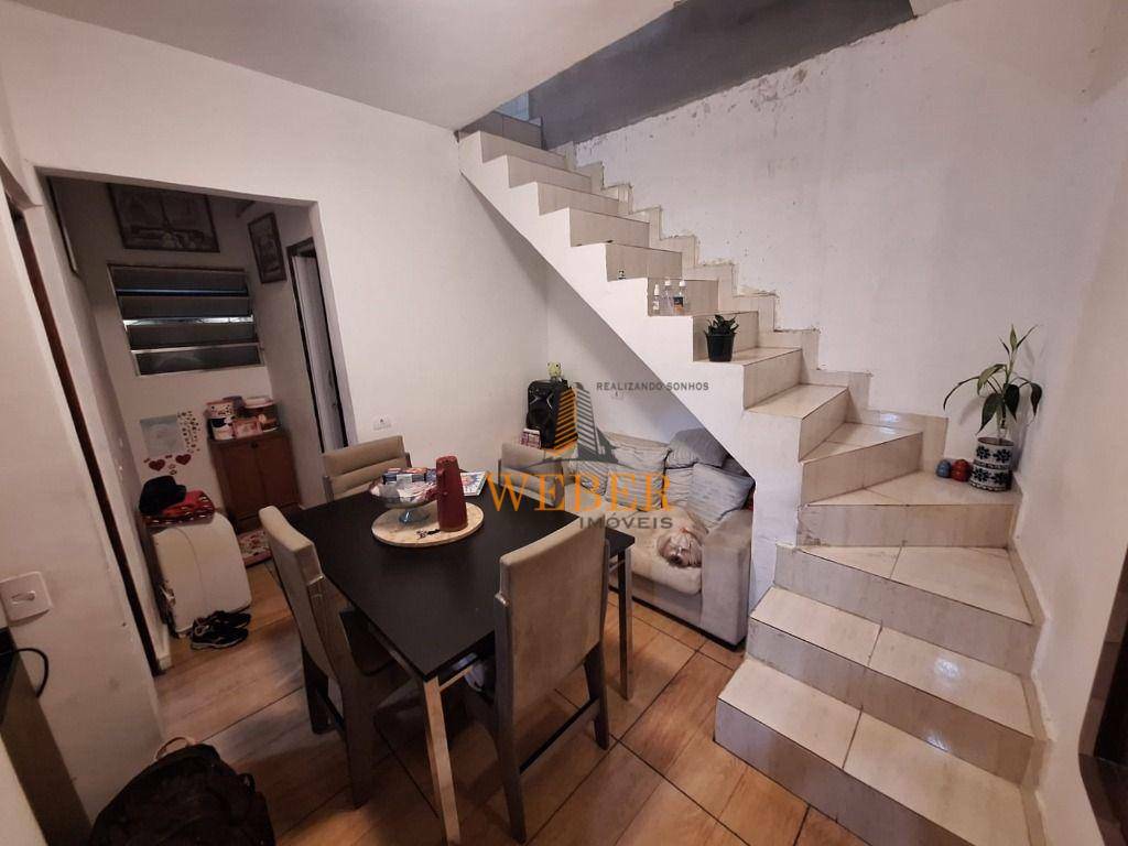 Casa à venda com 2 quartos, 160m² - Foto 7