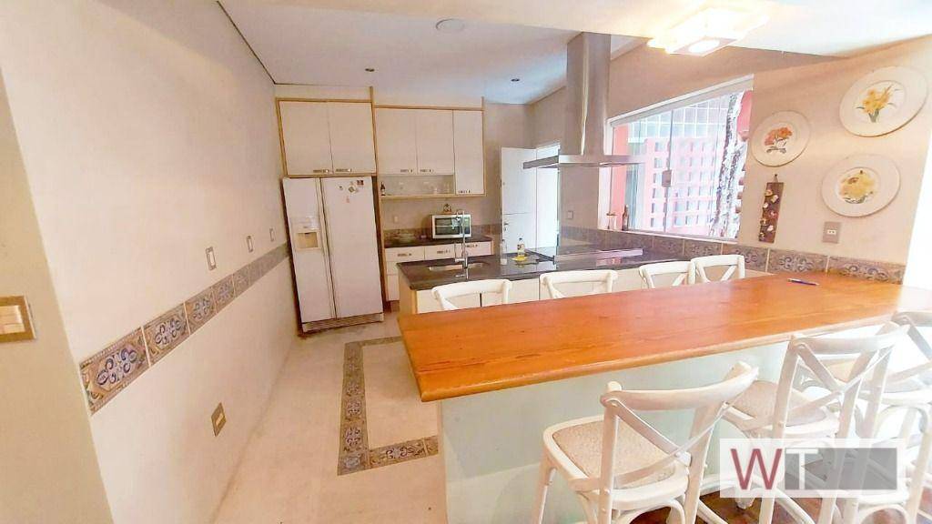 Casa à venda com 2 quartos, 230m² - Foto 13