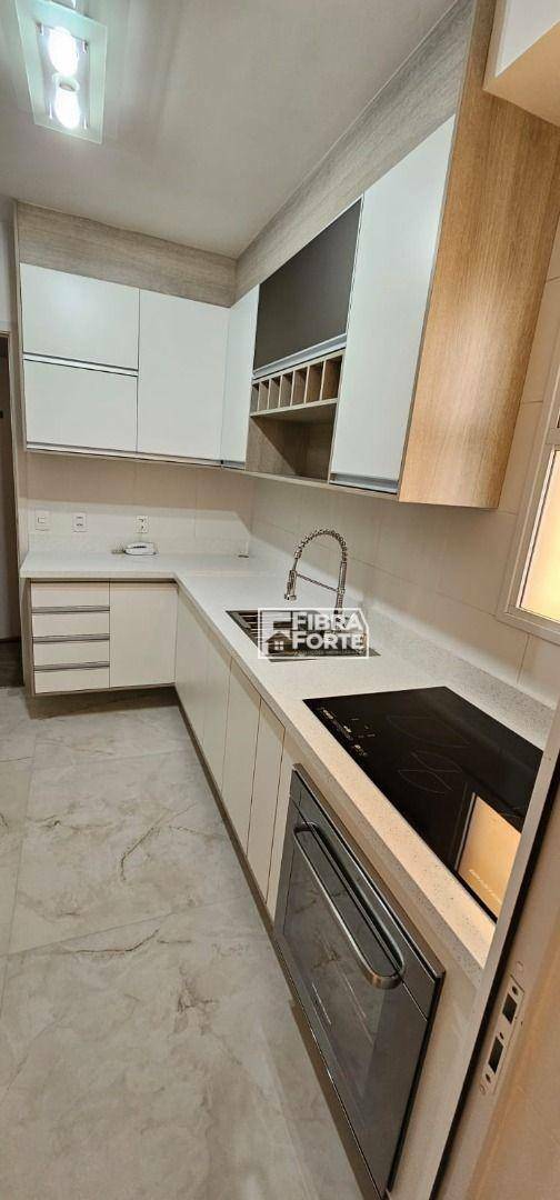 Apartamento à venda com 2 quartos, 82m² - Foto 11