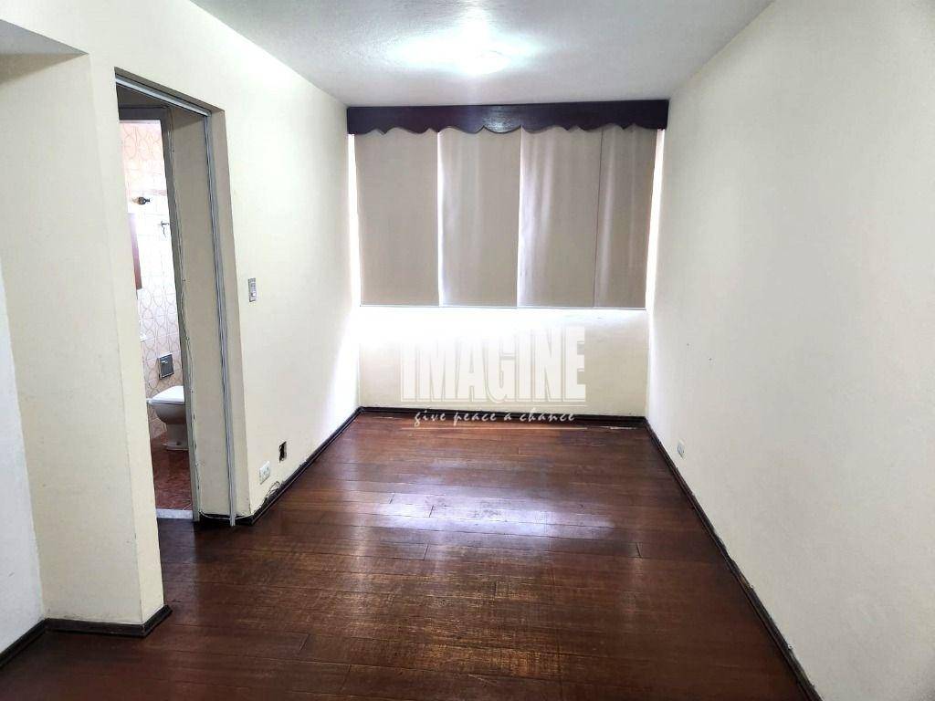 Apartamento à venda com 2 quartos, 60m² - Foto 3