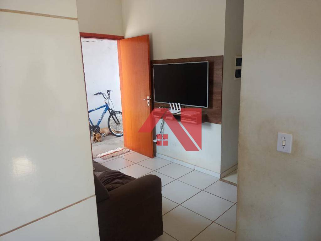 Casa à venda com 2 quartos, 44m² - Foto 10