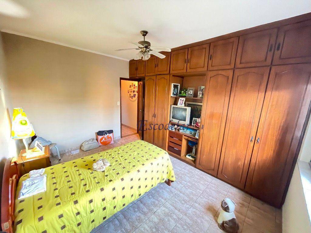 Sobrado à venda com 3 quartos, 220m² - Foto 28