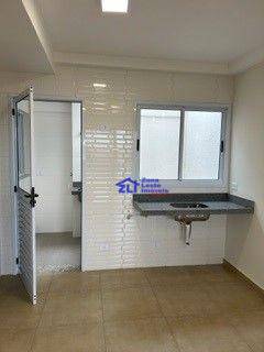 Apartamento à venda com 2 quartos, 33m² - Foto 13