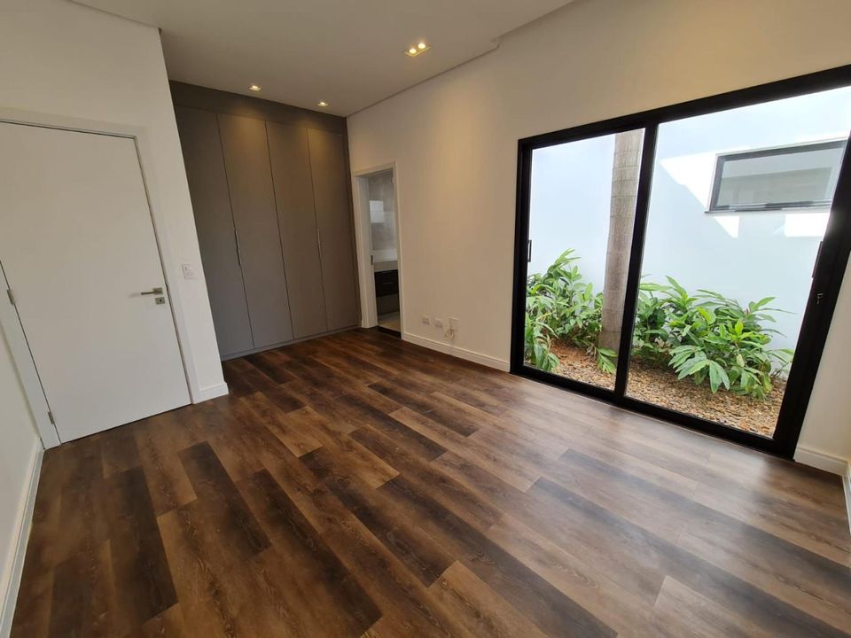 Casa de Condomínio à venda com 4 quartos, 1043m² - Foto 4