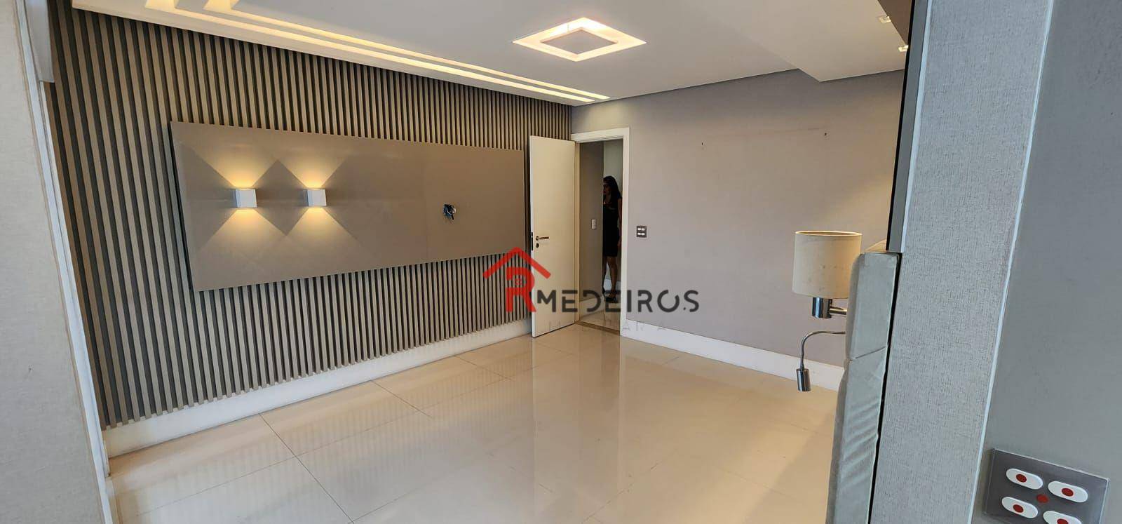 Apartamento à venda com 4 quartos, 337m² - Foto 17