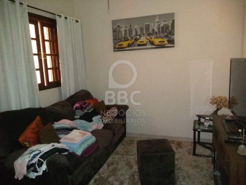 Casa à venda com 2 quartos, 200m² - Foto 6